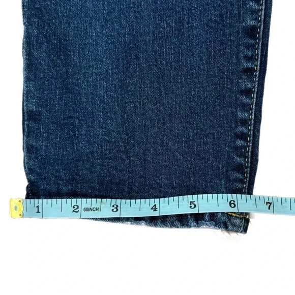 GAP Women’s Dark Denim Girlfriend Jeans Distressed Straight Leg Size 4/27 - Picture 14 of 16